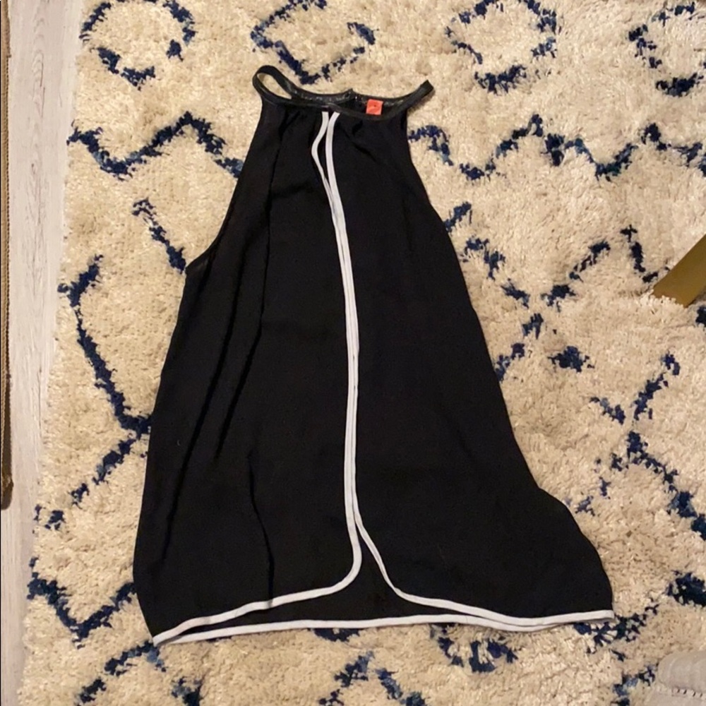 Eight sixty black and white tank top